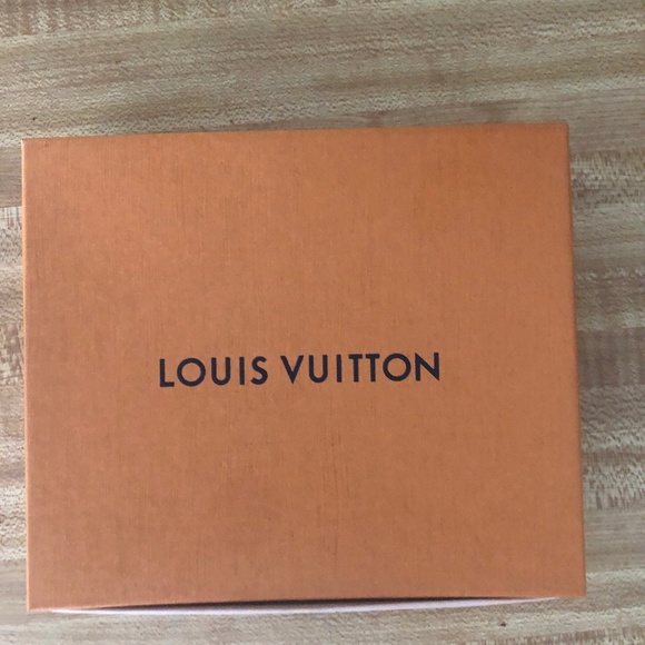 Wallet - Picture 1 of 2